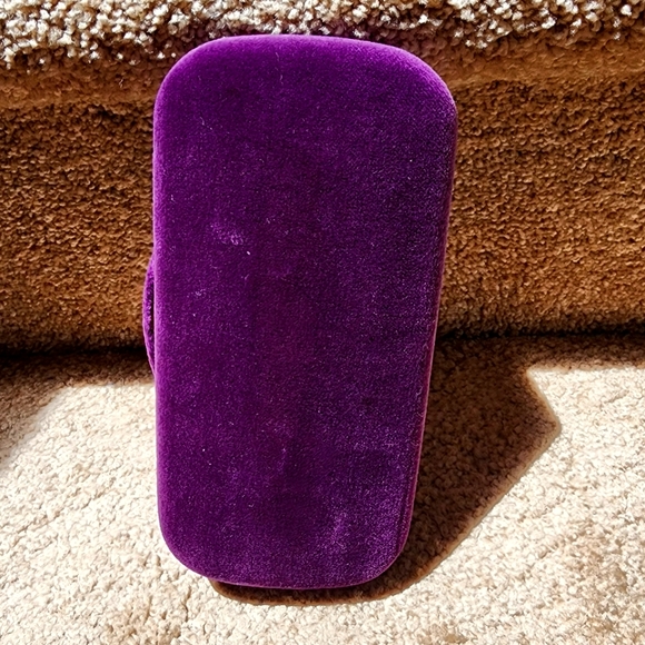 Gucci Eyeglasses Case - Picture 3 of 8